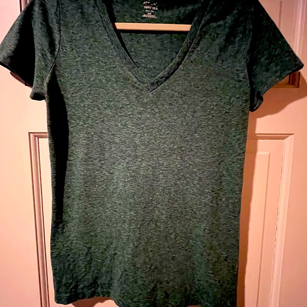 Womens V-neck Tee, Medium, Green
